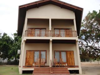 Naaval Hotel - Batticaloa - 5