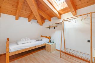 Torbole On the Moon - Happy Rentals - 4