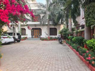 1RK flat on terrace Singhasth Homestay - 8