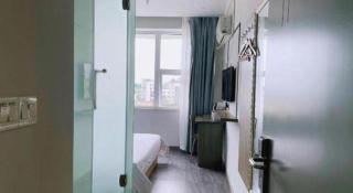 7 Days Inn Luzhou Commercial Pedestrian Street Center - 8