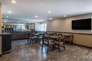 Travelodge by Wyndham Brooklyn Center - Minneapolis - 6