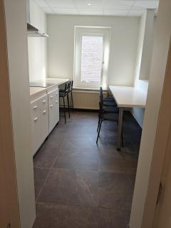 All-in kamer te huur in Oostrozebeke - 1