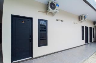 RedDoorz Plus at KAVA Living Syariah - Palas - 4
