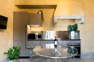 Picturesque Two Rooms with Antique Details - 0