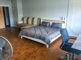 Nimman Townhouse with Pool Sauna and Workspace - 6