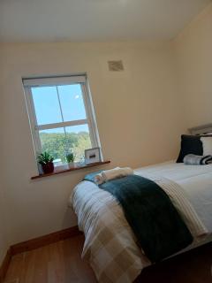 Flat in centre of Strokestown - 2