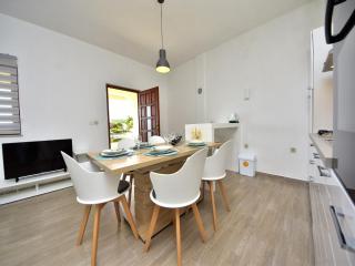 Coastal Retreat in Krusevo - 9