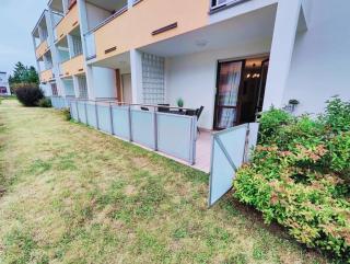Apartament Bursztynowy Jantar 2 pokojowy z ogrodzonym tarasem przy nadmorskim lesie - 5