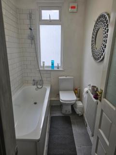Salus bed 3 Liverpool City - 1