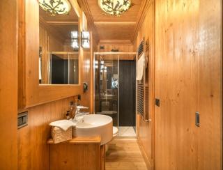 Elegant Tablà with Garden R&R - 3