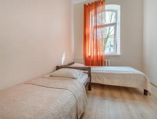 Red Brick House Apartments - 3