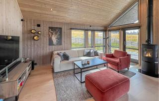 Cozy Home In Svingvoll With House A Mountain View - 5