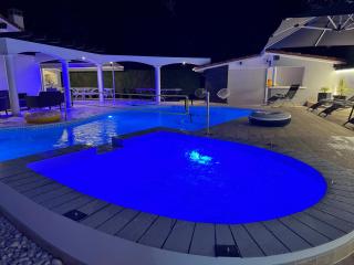 Villa Sany:10 Pers Maison 200m2 piscine , jacuzzi - 6