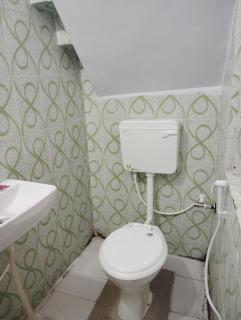 Iconic HOSTEL 01 km from Railway Station - 1