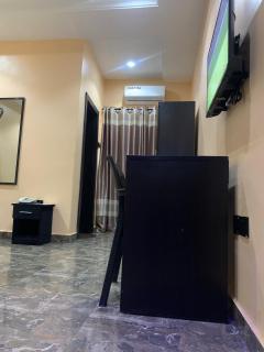 Hilton Garden Hotel - - 6