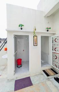 Krishnaalay Guest House - 0