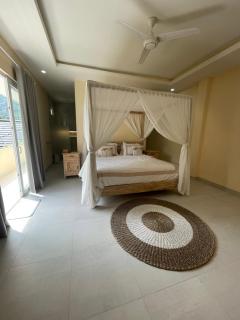 Luxury 3 Bed Villa in Kuta with Pool - 2