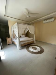 Luxury 3 Bed Villa in Kuta with Pool - 4