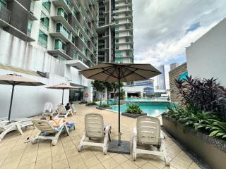 Swiss Garden Residence by PILLOWTALKS - 5