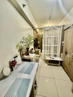 LeviAndMoon - 4