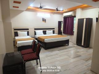 M R Hotels - 3