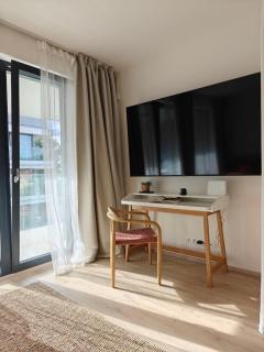 Japandi Pearl Designed Studio,Parking ,Aircon, O2 - Prague - 9
