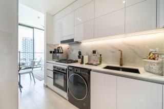 Airstay - Cozy Smart Studio - City Views - Monthly Offer Available - 8