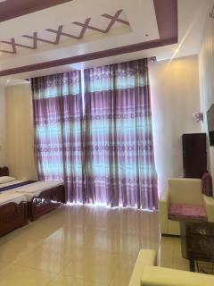 Khách Sạn Nguyên Hương - 3