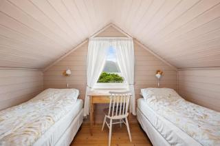 Cabin with beach and sauna 18 min PreikestoIen - 2