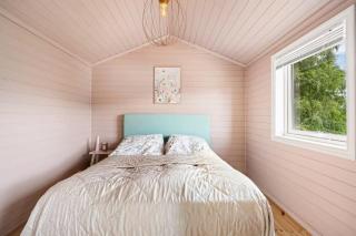 Cabin with beach and sauna 18 min PreikestoIen - - 1