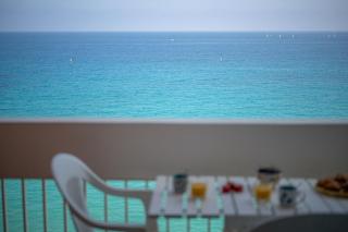 LE PANORAMA -Vue Exceptionnelle - Dernier étage - Front de Mer - 0