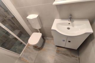 Functional studio with balcony - 5