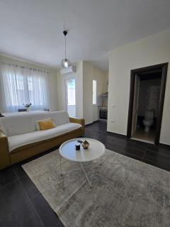 Hana's Apartament - 2