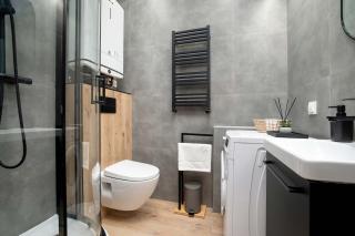 Charming Apartment in the City Center of Rzeszów by Noclegi Renters - 7