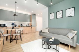 Charming Apartment in the City Center of Rzeszów by Noclegi Renters - 6