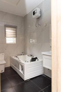 Serene 3BR self-compound in Lekki with Starlink WiFi - 2