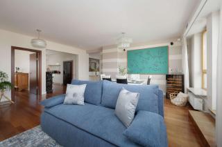 Stylish & Spacious Family Apartment with City Panorama View by Nocleg Renters - Varsovie - 2