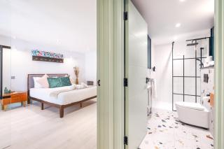 Hackney 1 Bed Garden Flat - 1