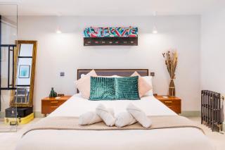 Hackney 1 Bed Garden Flat - 7