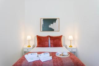 Bright Flat | Romantic Escape by HostWise - 4