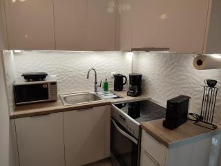 Theonisxenia Luxury Apt at Metro M3 - Athènes - 3