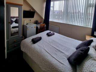 Windmill Guest House - 8