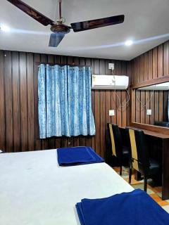 Hotel Luxurious #PVR# Beside Bhubaneswar Railway Station With Free WIFI & Good Services - 7