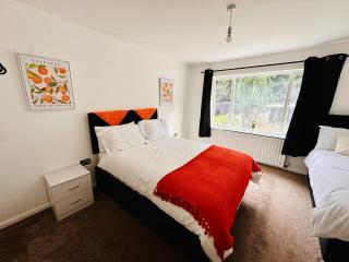 Elegant 4BR House in Nottingham Highfields Park, Nottingham Caves, Near City Centre and Quick Access to M1 - 8