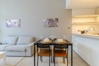 Stylish 2BR Apartment in Belgravia III A, JVC - Allsopp & Allsopp - 6