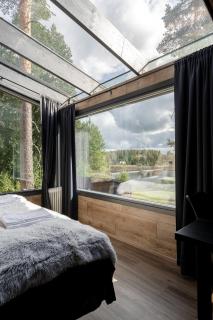 Koskisviitti 4 - Private High Quality Suite with Lake Views - 0