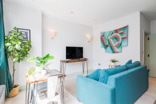 Cute 1-Bedroom Ground Apartment in Stoke Newington - 2