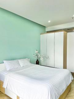 MIDMOST C22 Apartment - 9