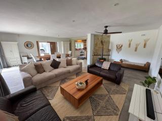 Silverlily Guesthouse - - 2