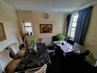 Windmill Guest House - 7